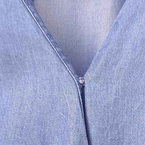 🆕chambray jumpsuit - Picture 4 of 8